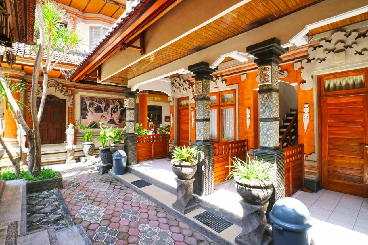 Kawali Homestay Kuta Kuta  Exterior photo